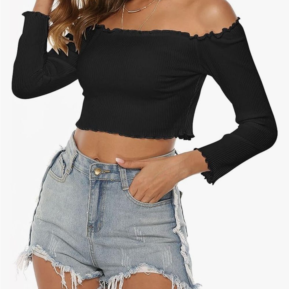 Women’s Off Shoulder Crop Top - Three Quarter Sleeves, Smocked - Black - L - NEW